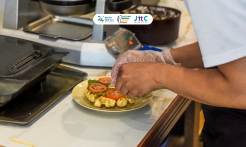 Pelatihan Food Handler Restoran terbaik untuk karir F&B