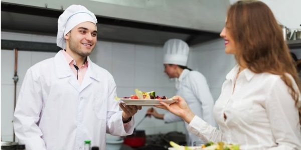 Penjamah Makanan Atau Food Handler