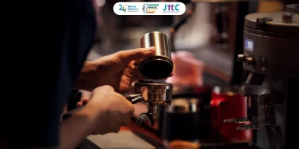 Pahami Peran dan Tanggung Jawab Junior Barista dengan pelatihan barista terbaik di jogja dna sekitarnya
