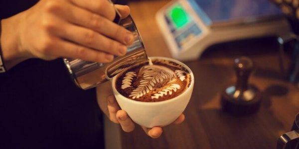 Seni Kopi dalam Peran Seorang Barista
