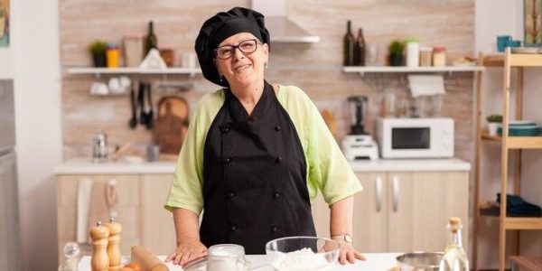 Menggali Dunia Patiseri Bersama Seorang Commis Pastry