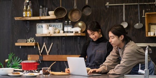 Peran Investasi dalam Meraih Efisiensi Keuangan Restoran