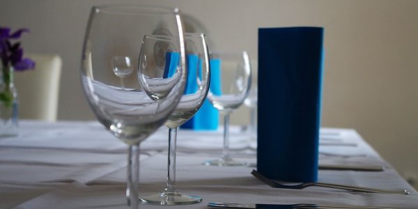 Manfaat Table Manner bagi Karyawan Perusahaan: Etika Makan yang Profesional